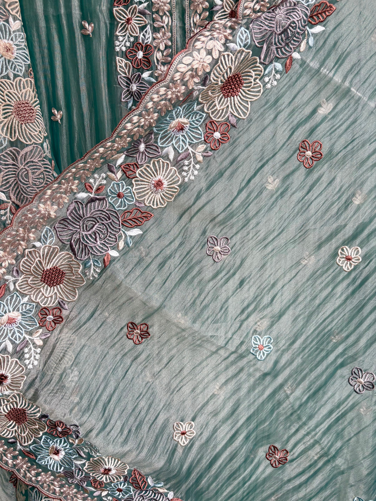 Wrinkled Tissue Parsi Suit