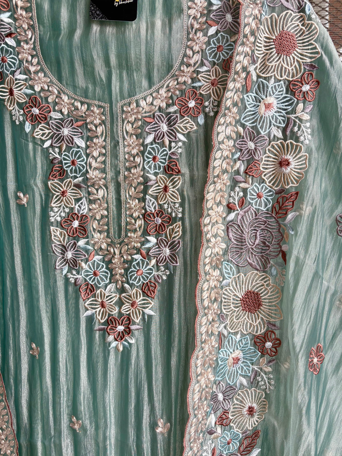 Wrinkled Tissue Parsi Suit